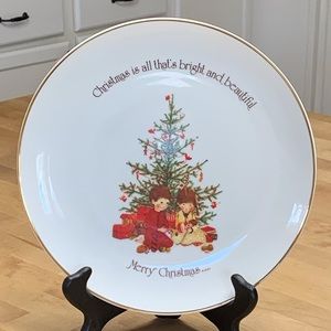 Vintage Holly Hobbie Merry Christmas Commemorative Edition Decorative Plate 10”